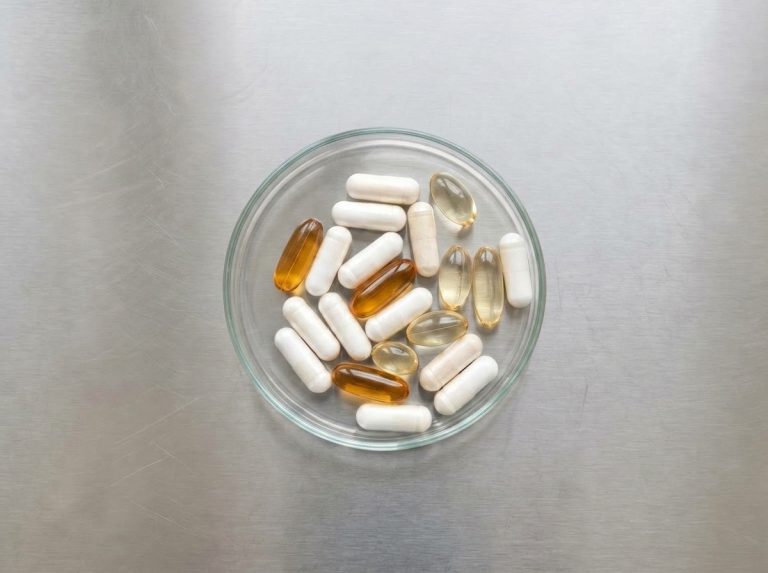 Hard capsules, softgel capsules and vegan HPMC capsules manufactured in a European GMP food supplement facility.