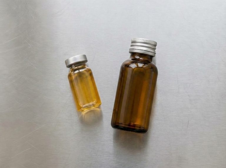 Single-dose functional supplement shots manufactured on dedicated filling lines for private label brands.