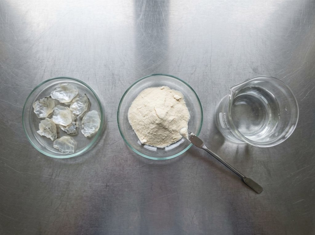Marine collagen source material, hydrolysed collagen peptide powder and water for supplement formulation – Noviatic.