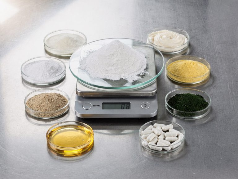 Supplement formulation research with ingredient selection, powders, oils and active compounds developed by an in-house R&D team.